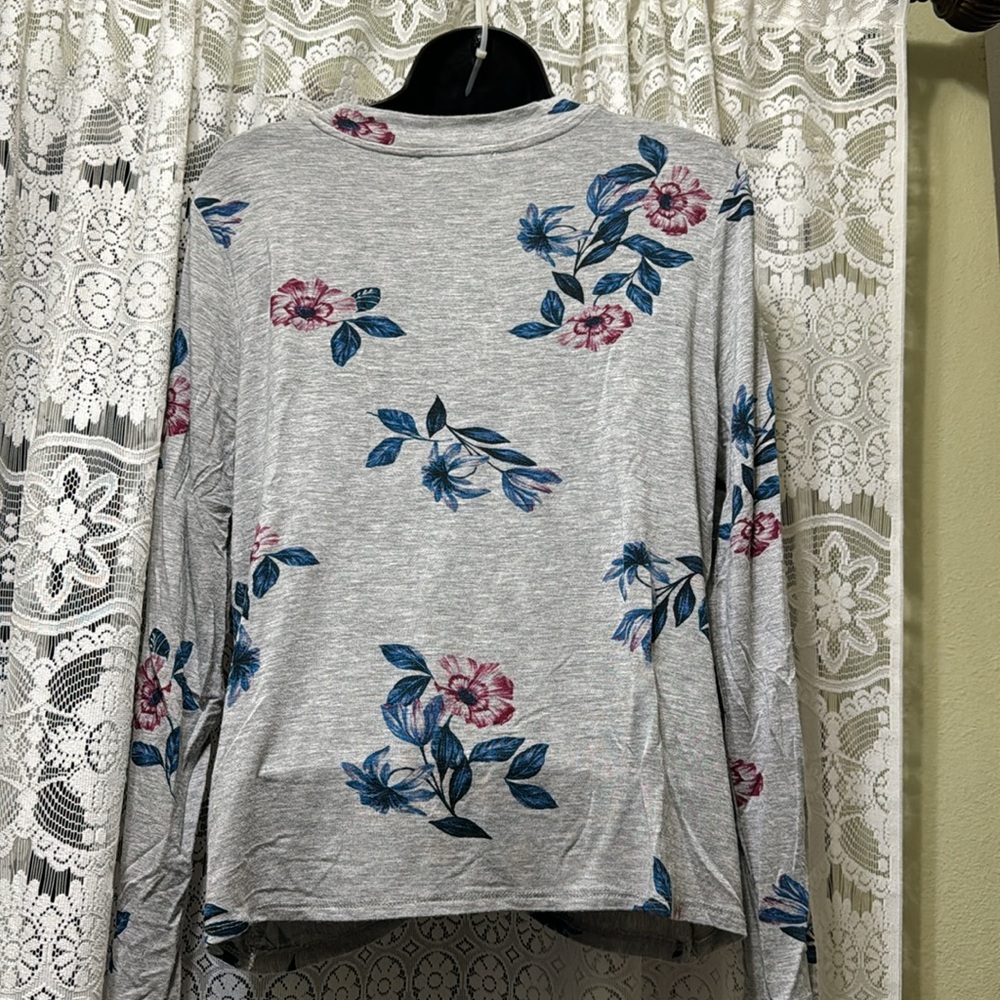 Pink Republic blouse - Picture 4 of 4